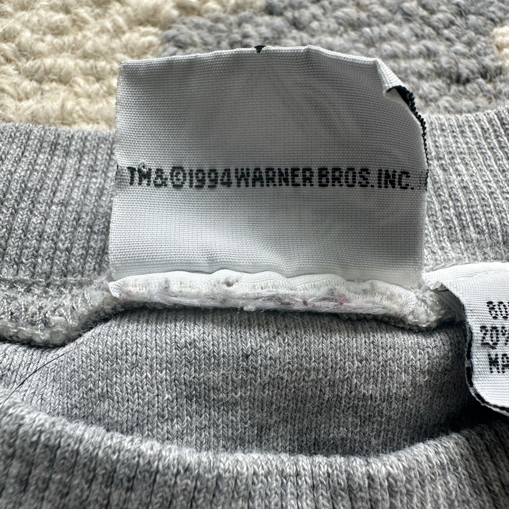 VINTAGE Warner Bros. Gray Cartoon Graphic Crew Neck Sweater, SMALL - Picture 9 of 11